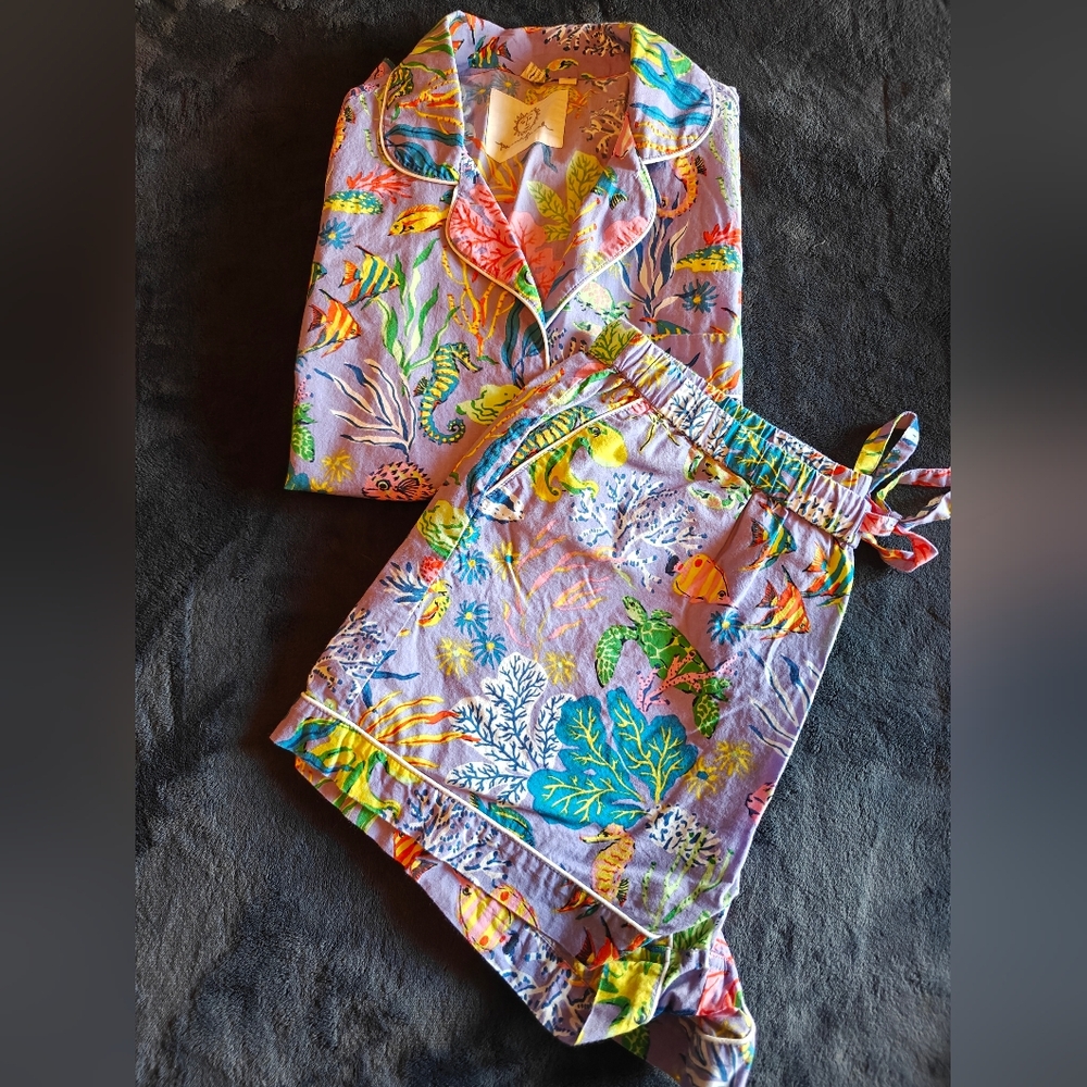 EUC Printfresh Oceania Short Sleeve, Short Set, Size Small